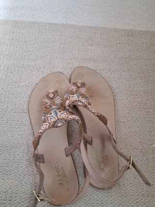 Sandalias planas de estilo boho