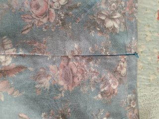 Pantalón estampado floral azul y rosa