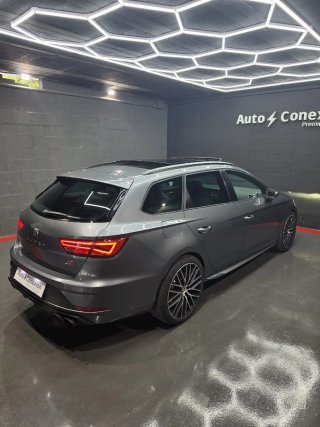 SEAT Leon cupra 300 carbon edition