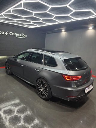 SEAT Leon cupra 300 carbon edition