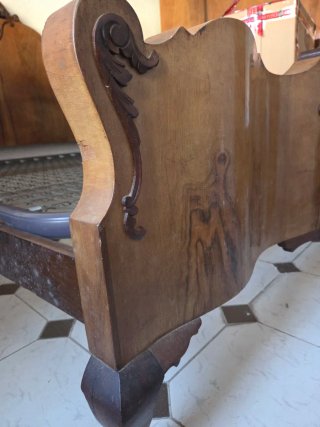 Cama madera maciza años 60