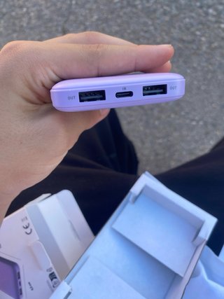 Cargador portátil nuevo en caja