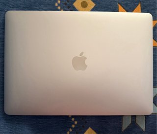 MacBook Air M1 13” 2020 8GB RAM 256GB SSD