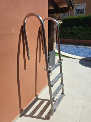 Escalera Piscina acero