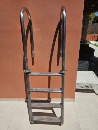 Escalera Piscina acero