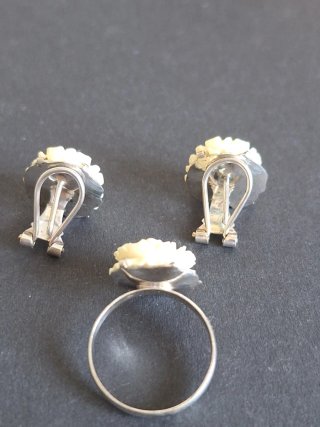 Pendientes y anillo en plata y rosas talladas