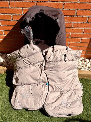 Bugaboo Camaleon + funda invierno y bolsito
