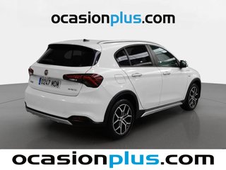 Fiat Tipo 1.5 Hybrid Cross DCT 97 kW (130 CV)