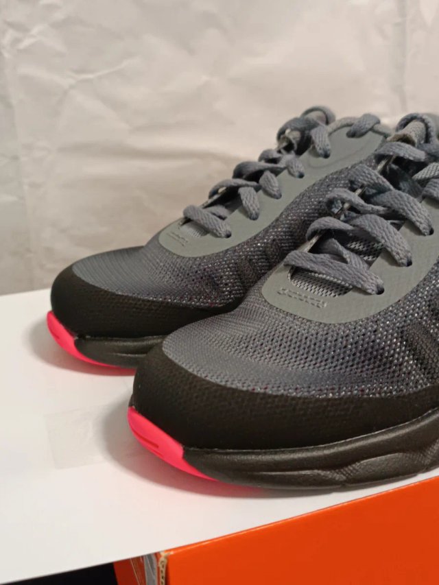 Zapatillas Nike Air Max Invigor Talla 31