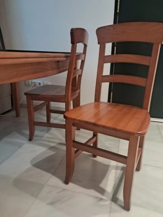 Mesa de salón extensible con cristal