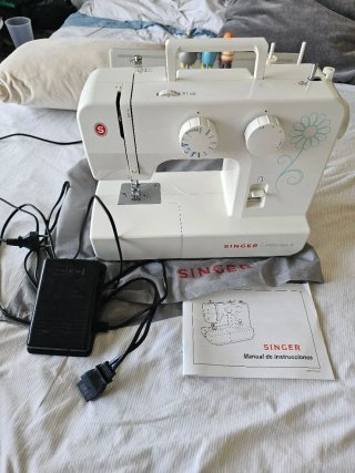 Máquina de coser SINGER Promise II