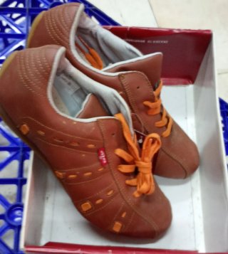 Zapatillas Levi's Marrón Talla 39