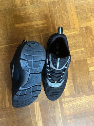 Dior B22 Sneakers Negras y Grises