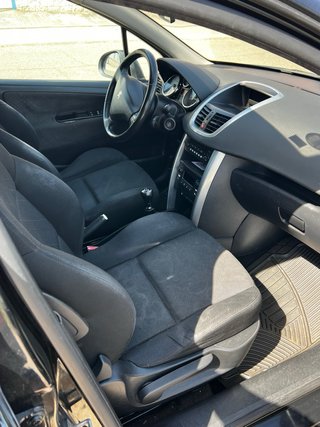 Peugeot 207 2008