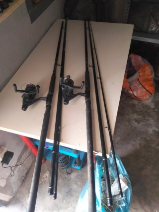Pareja cañas pesca Fedder con carretes,