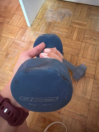 Conjunto de dos pesas 1kg, 1 de 2kg y otra de 3kg