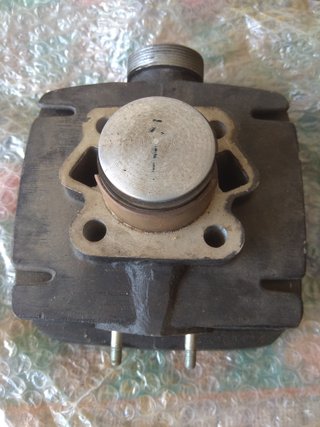 Cilindro y pistón Derbi 75cc/80cc