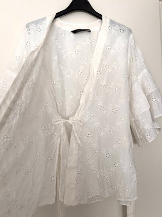 Zara  blusa Kimono Blanco Bordado de brocado