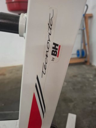 Bicicleta estática poco uso