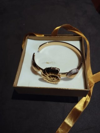 Brazalete Caracola Dorado L 19 cm