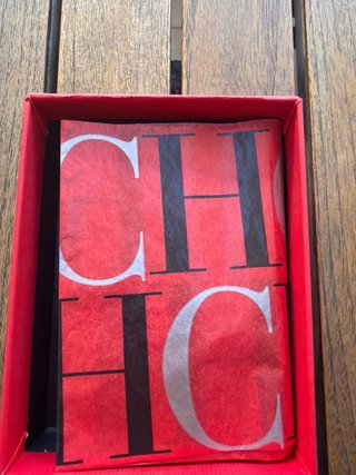 Pulsera Carolina Herrera Piel Marrón Logo CH