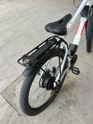 Bicicleta eléctrica Rockrider E-ST 100