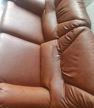Sofá 2 plazas + 2 puffs