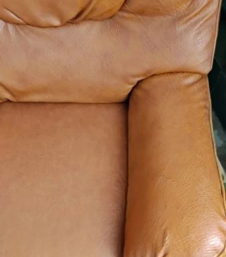 Sofá 2 plazas + 2 puffs