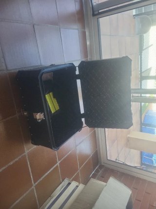 Maleta Trasera Moto Aluminio 65L
