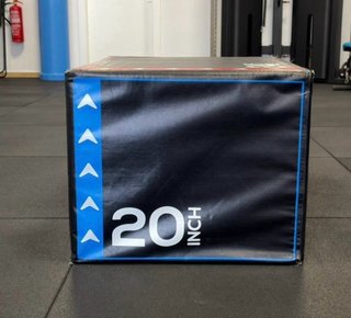 Cajones de Foam 76,2 × 60,96 × 50cm
