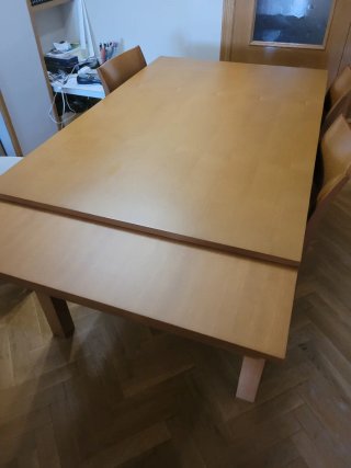 Mesa comedor extensible y 6 sillas madera clara