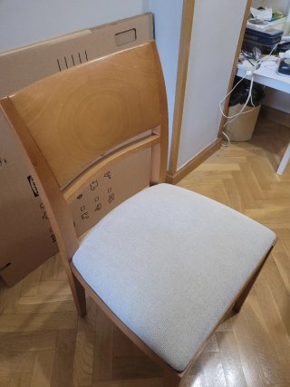 Mesa comedor extensible y 6 sillas madera clara