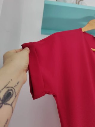 Mono Adolfo Domínguez rojo talla 36