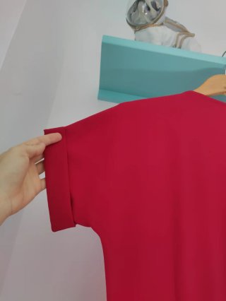 Mono Adolfo Domínguez rojo talla 36