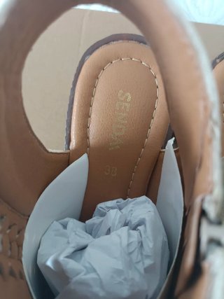 Sandalias mujer poco uso