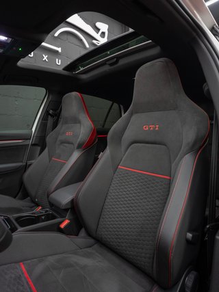 VOLKSWAGEN Golf GTI Clubsport 2.0 TSI 221kW 300CV