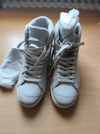 Sneakers da donna Álvaro Moreno bianche e rosse