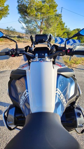 BMW R1250GS Adventure Trophy 3maletas y akrapovik