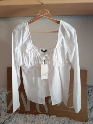 Blusa Zara manga larga escote cuadrado