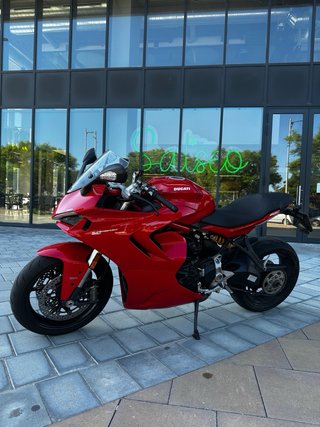Ducati Supersport 950 A2 Roja