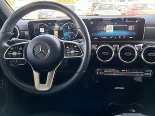 Mercedes-Benz Clase A 180 SEDAN
