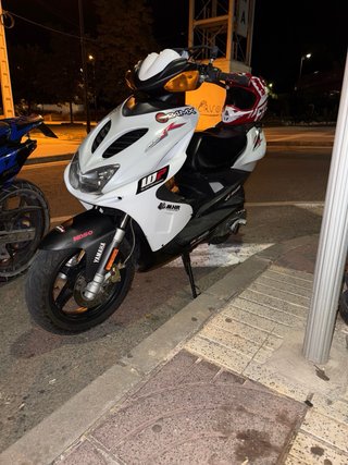Yamaha Aerox 2012 - Se vende o cambia
