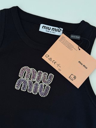 Top Miu Miu pedrería