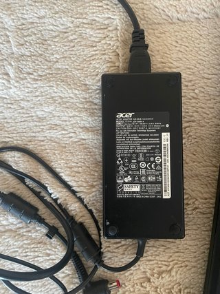 Acer Predator 17 i7 NVIDIA GeForce 1060 16gbRam 18