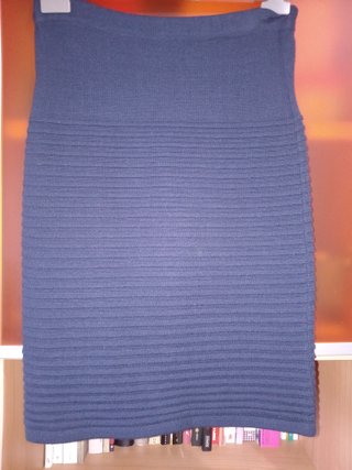 Gonna blu vintage lavorata in maglia