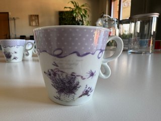 Tazzine da caffè in porcellana color viola lavanda