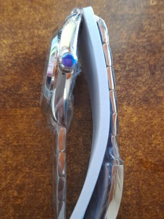 Orologio da polso argento e bianco nuovo mai usato
