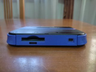 Nintendo 2DS Nera con Custodia e Caricatore