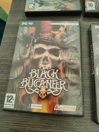 Pack 6 juegos PC: Apache, Commandos, Chaos League,