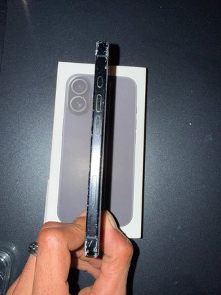 iPhone 16 Apple